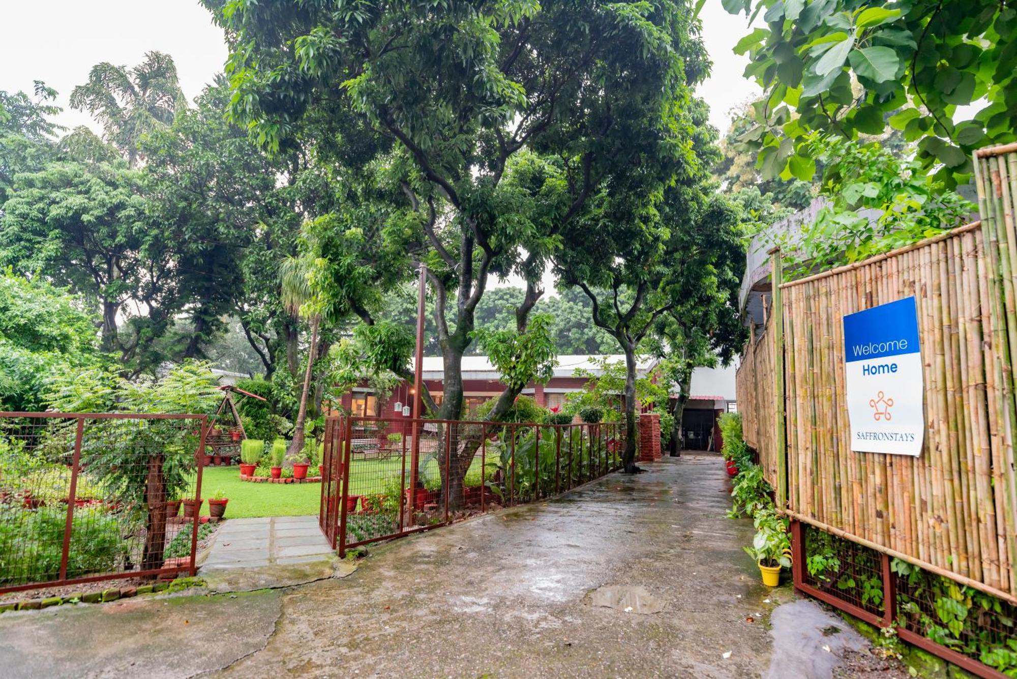 Saffronstays Doon Garden Villa - Near Doon School And Mall Road Dehradun Exterior photo