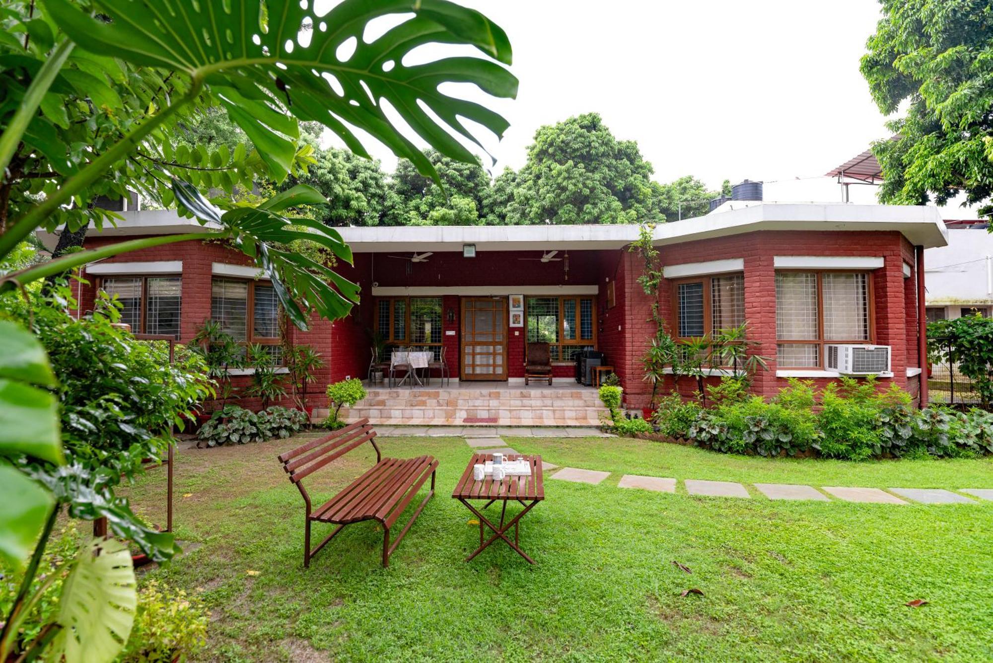 Saffronstays Doon Garden Villa - Near Doon School And Mall Road Dehradun Exterior photo